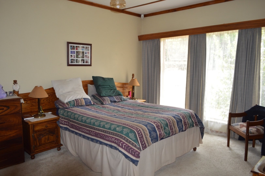 4 Bedroom Property for Sale in Flamwood North West